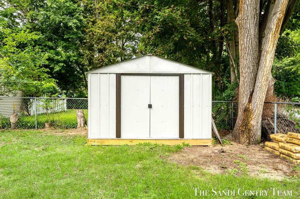 2252 Charles Street Norton Shores, MI 49441