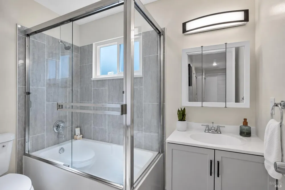 2431 Oceanic Drive Fairfield, CA 94533