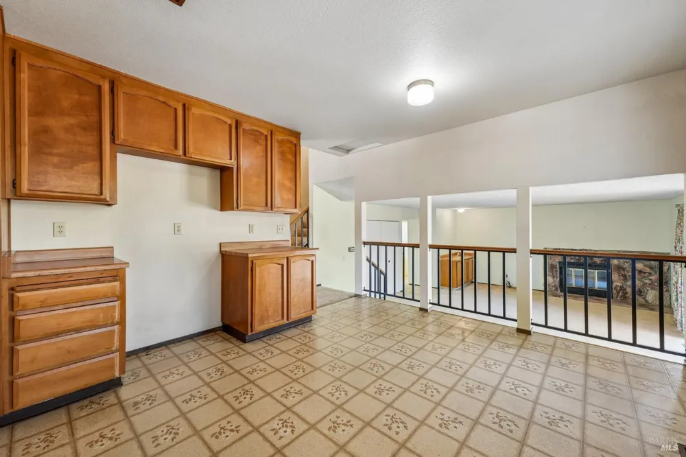 300 Stirrup Court Santa Rosa, CA 95403