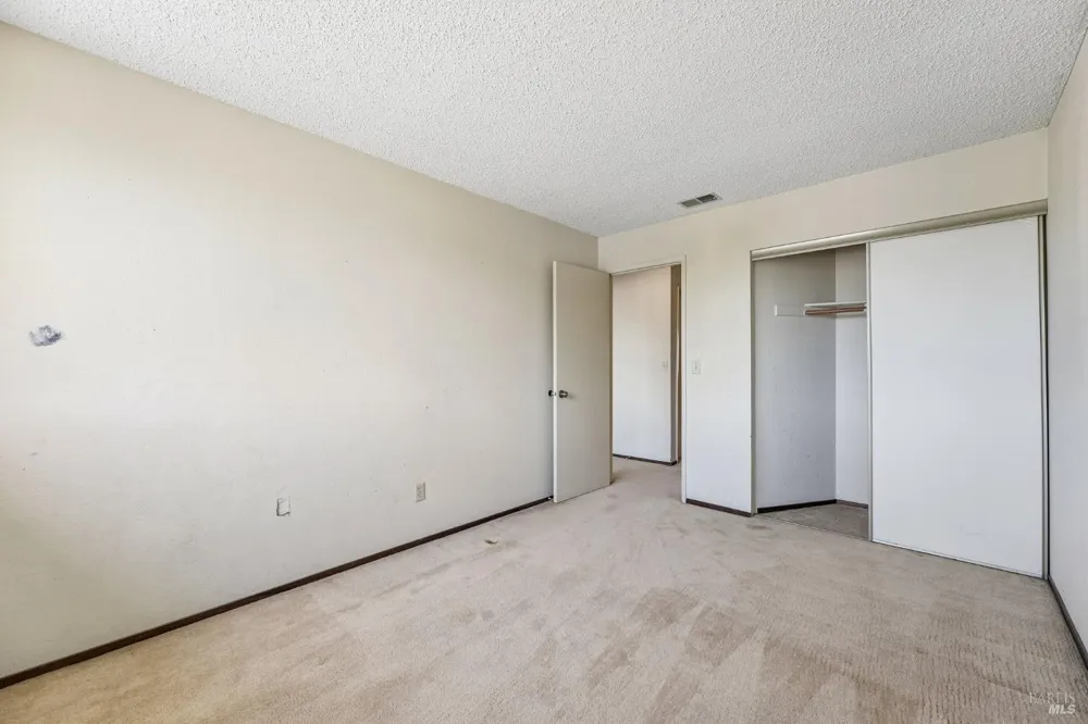 300 Stirrup Court Santa Rosa, CA 95403