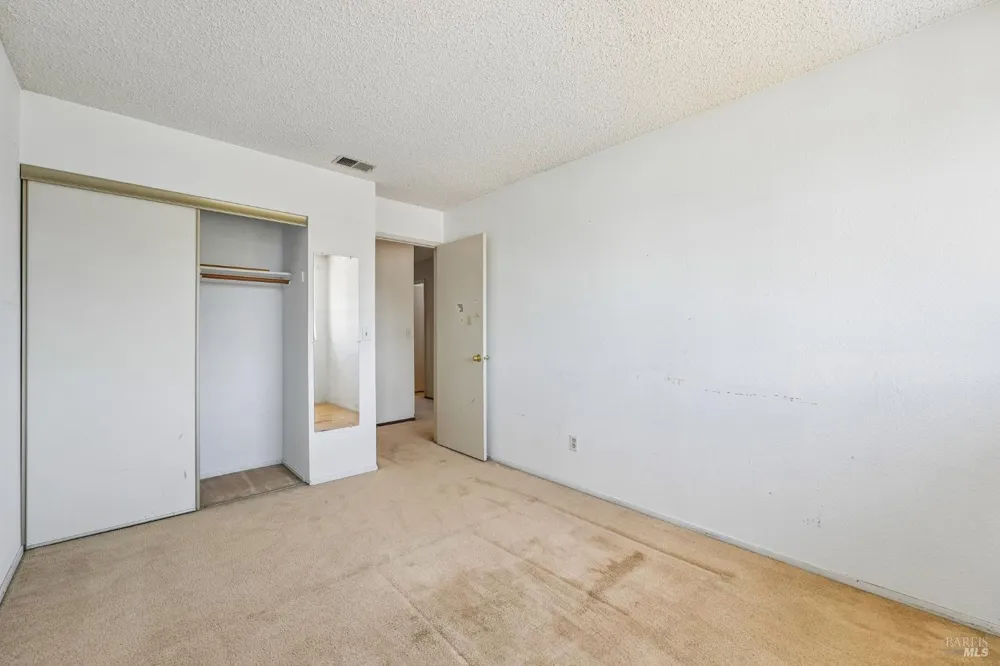 300 Stirrup Court Santa Rosa, CA 95403