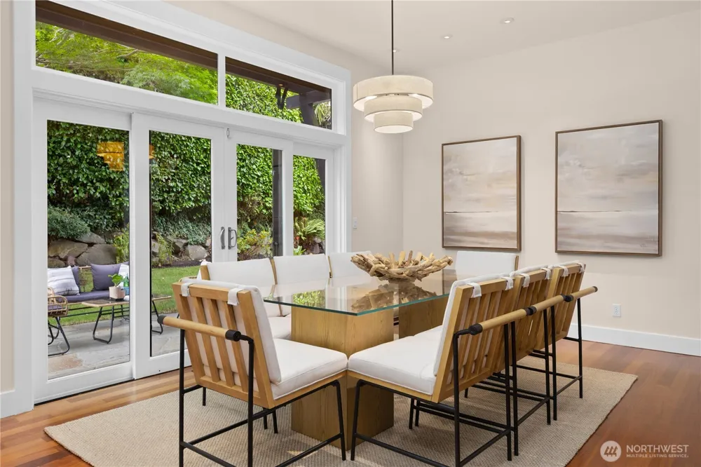2223 39th Avenue E Seattle, WA 98112