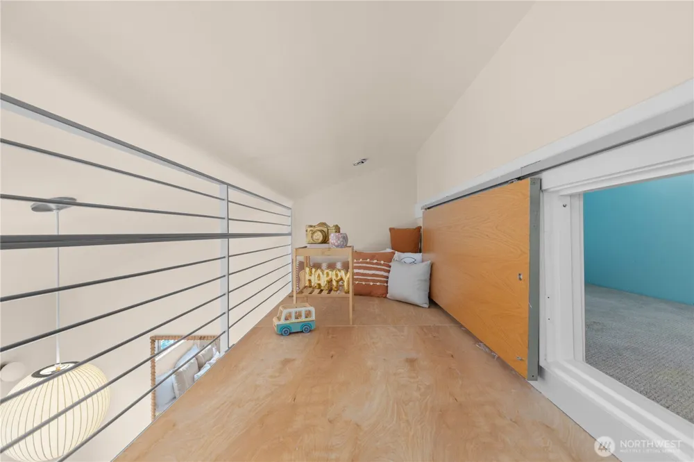 2223 39th Avenue E Seattle, WA 98112