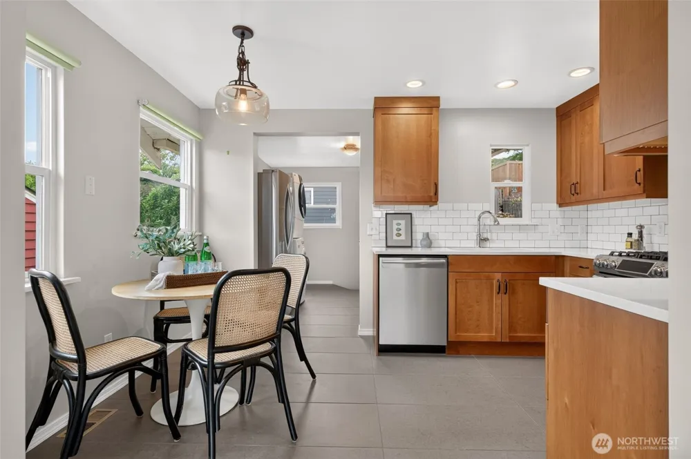 3518 SW Austin Street Seattle, WA 98126