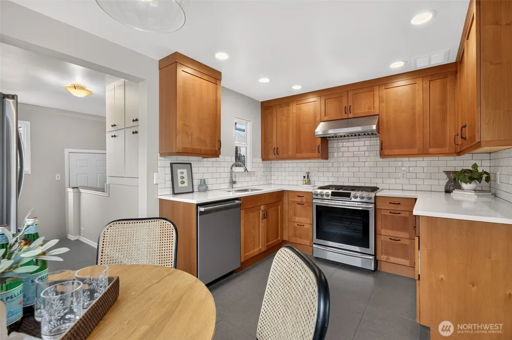 3518 SW Austin Street Seattle, WA 98126