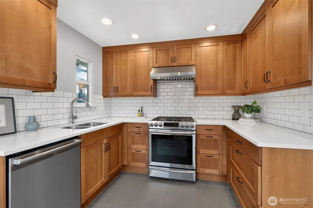 3518 SW Austin Street Seattle, WA 98126