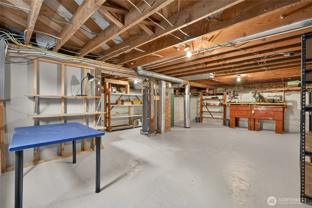 3518 SW Austin Street Seattle, WA 98126