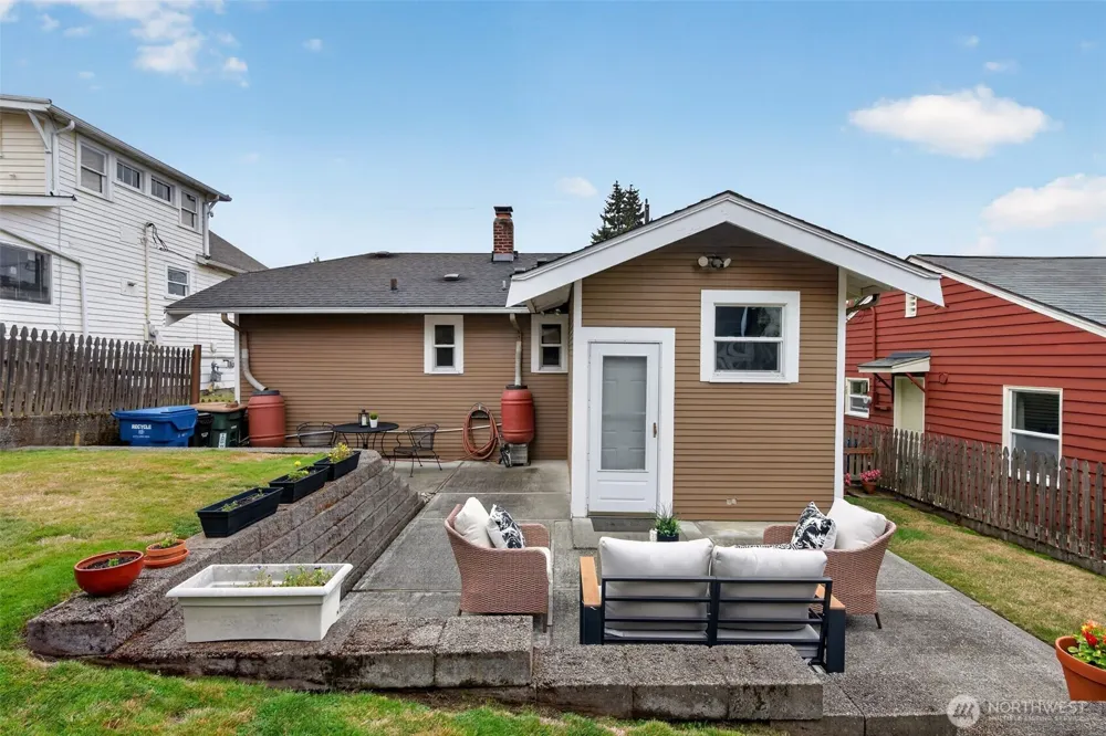 3518 SW Austin Street Seattle, WA 98126