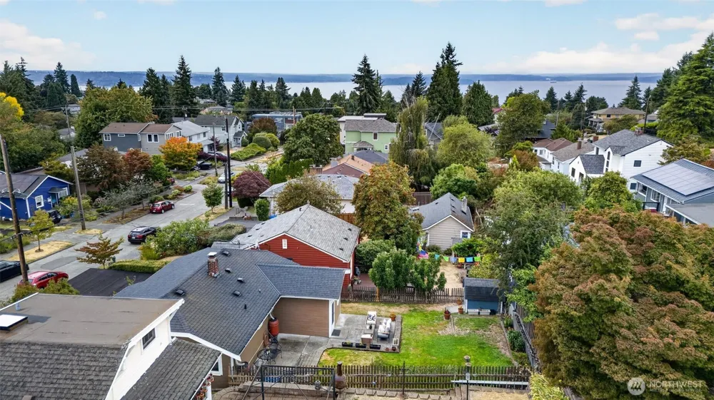 3518 SW Austin Street Seattle, WA 98126
