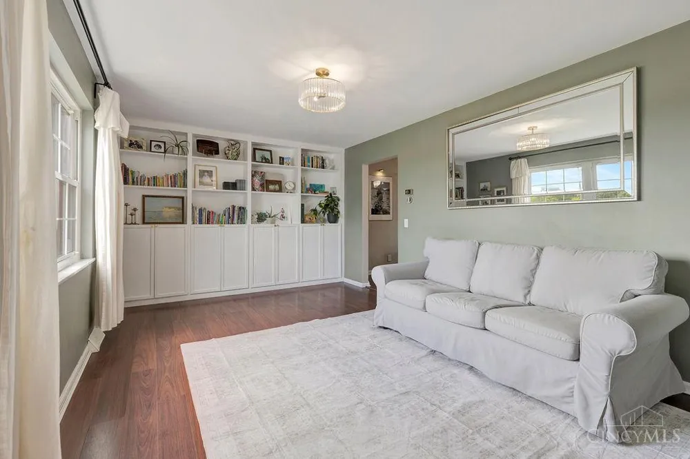 4177 West Fork Road Green, OH 45247