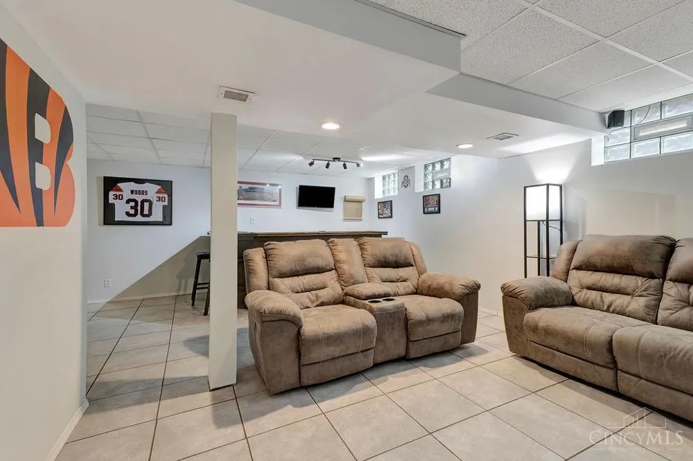 4177 West Fork Road Green, OH 45247