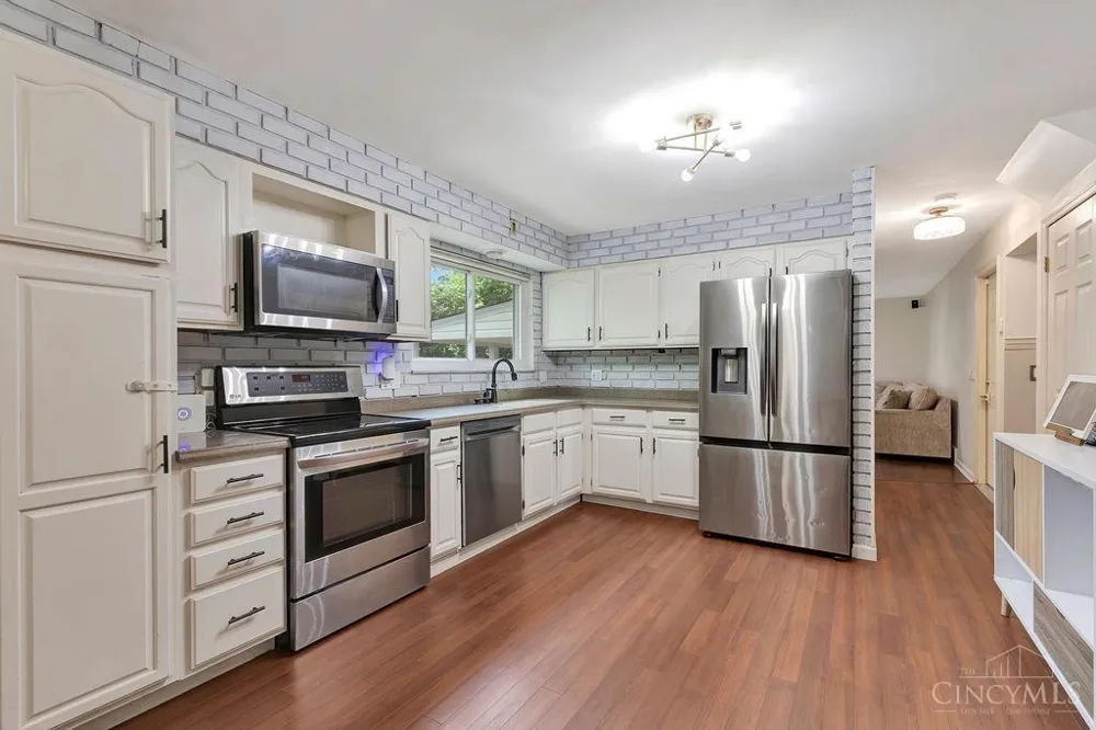 4177 West Fork Road Green, OH 45247