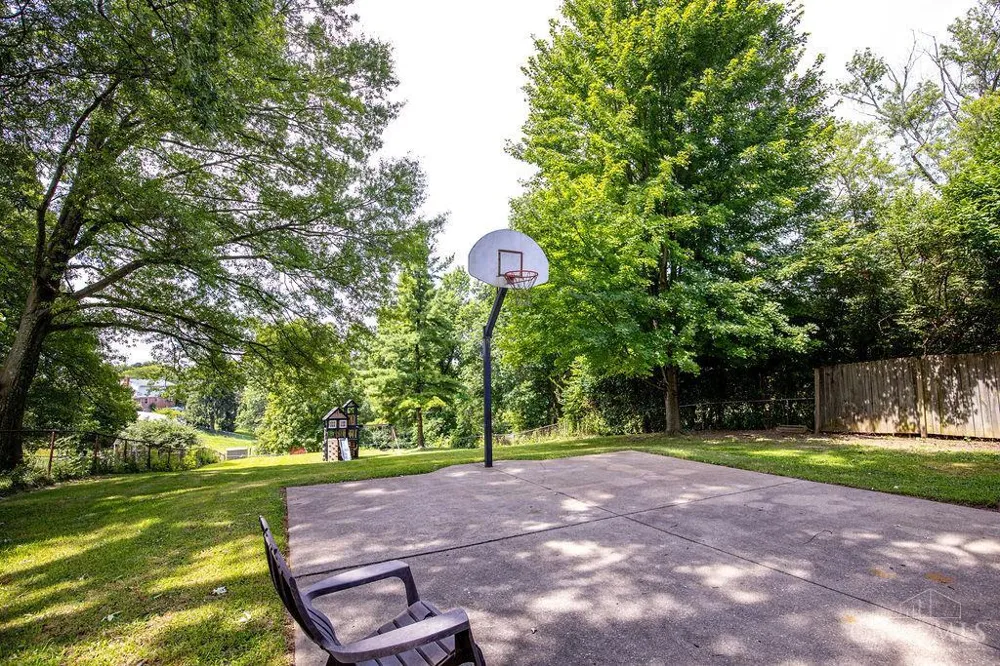 4177 West Fork Road Green, OH 45247