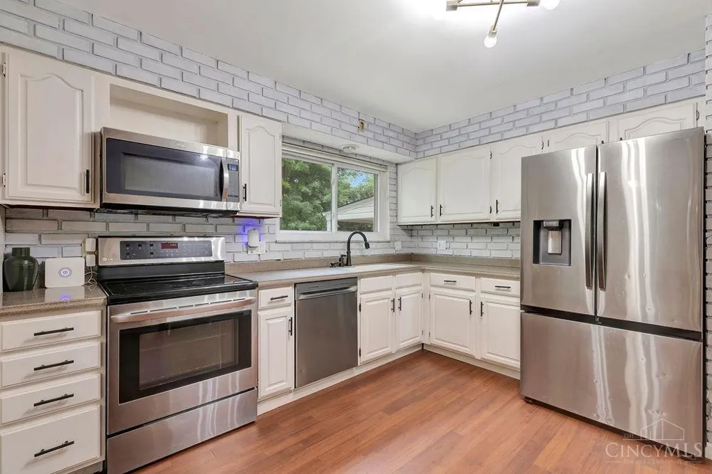 4177 West Fork Road Green, OH 45247