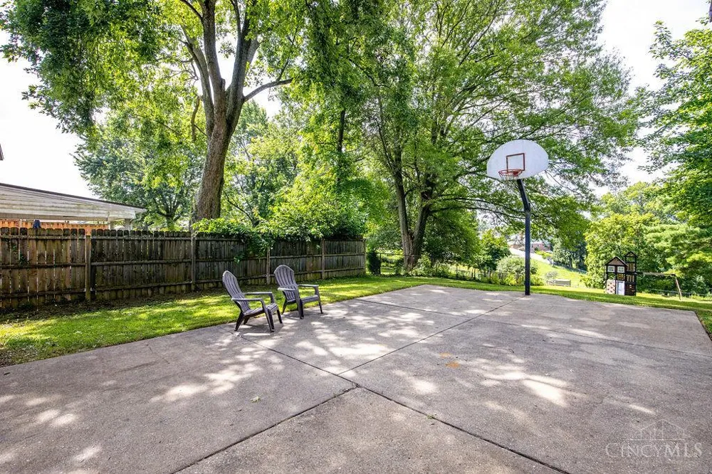 4177 West Fork Road Green, OH 45247