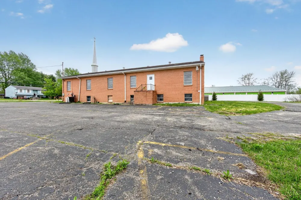 5687 Buckwheat Road Miami, OH 45150