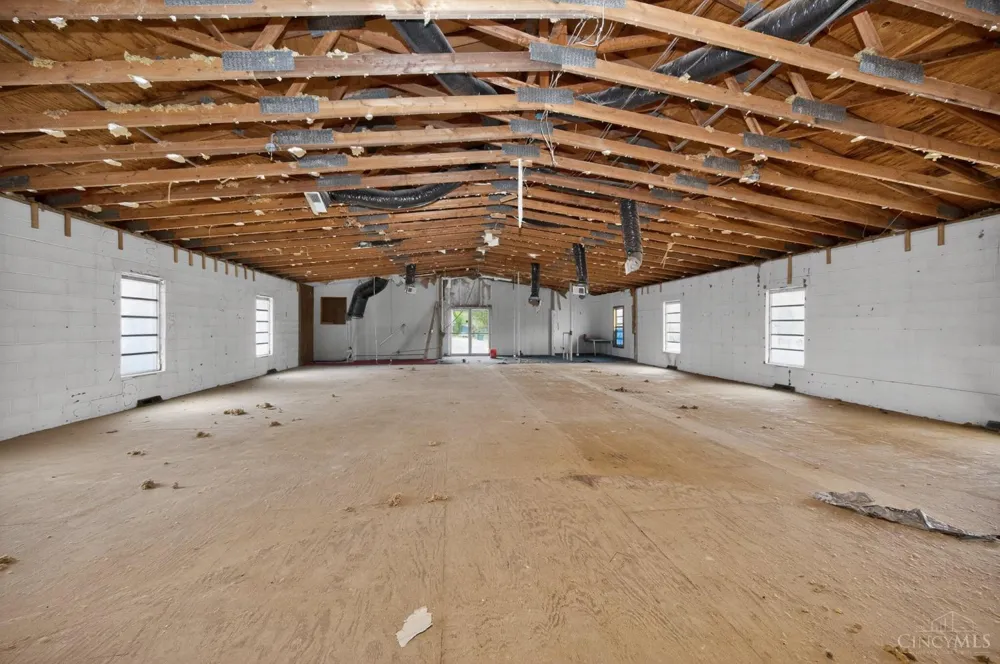 5687 Buckwheat Road Miami, OH 45150