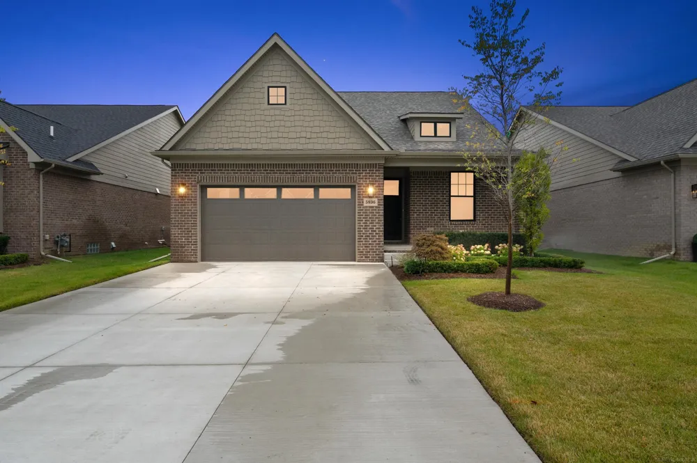 5896 Willow Grove Drive Troy City, MI 48085