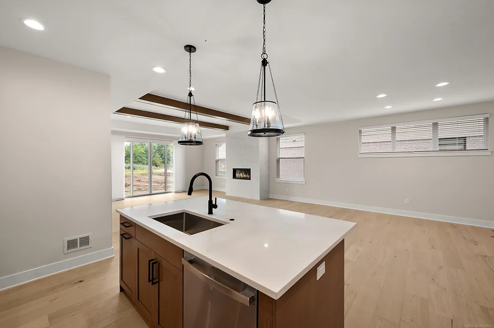5896 Willow Grove Drive Troy City, MI 48085