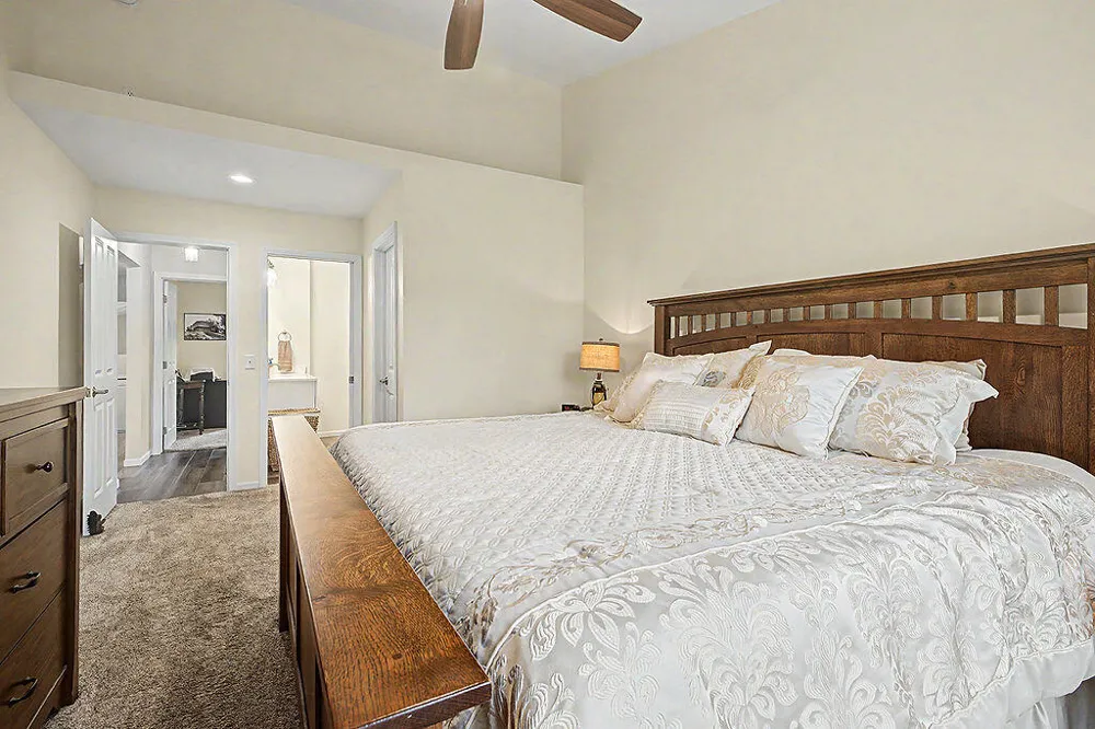 1207 S Timberview Drive Whitehall City, MI 49461