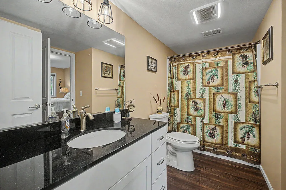 1207 S Timberview Drive Whitehall City, MI 49461