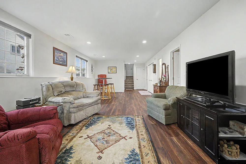 1207 S Timberview Drive Whitehall City, MI 49461