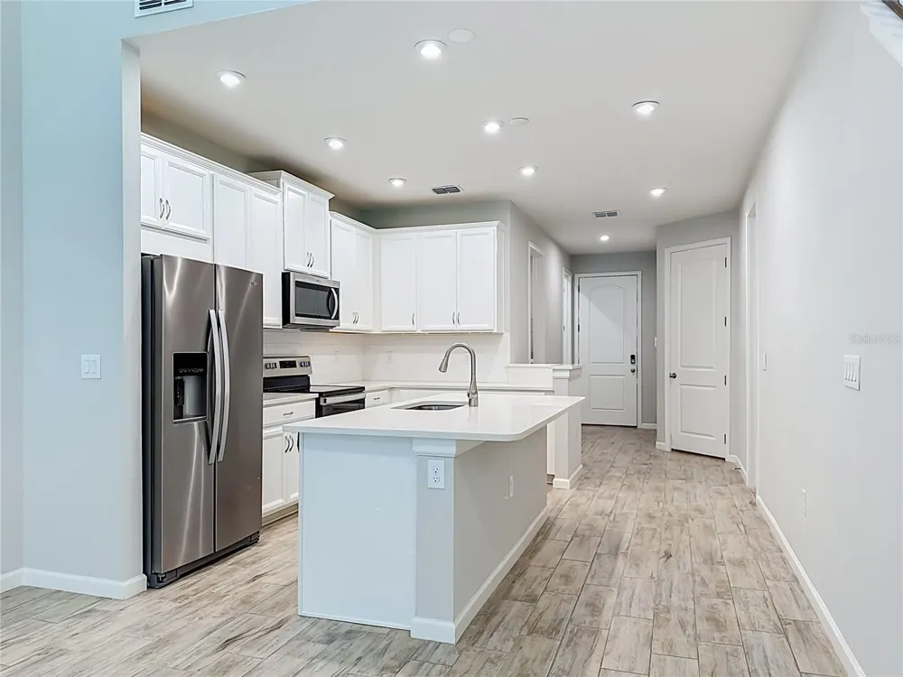 5517 COACHWOOD COVE Bradenton, FL 34211