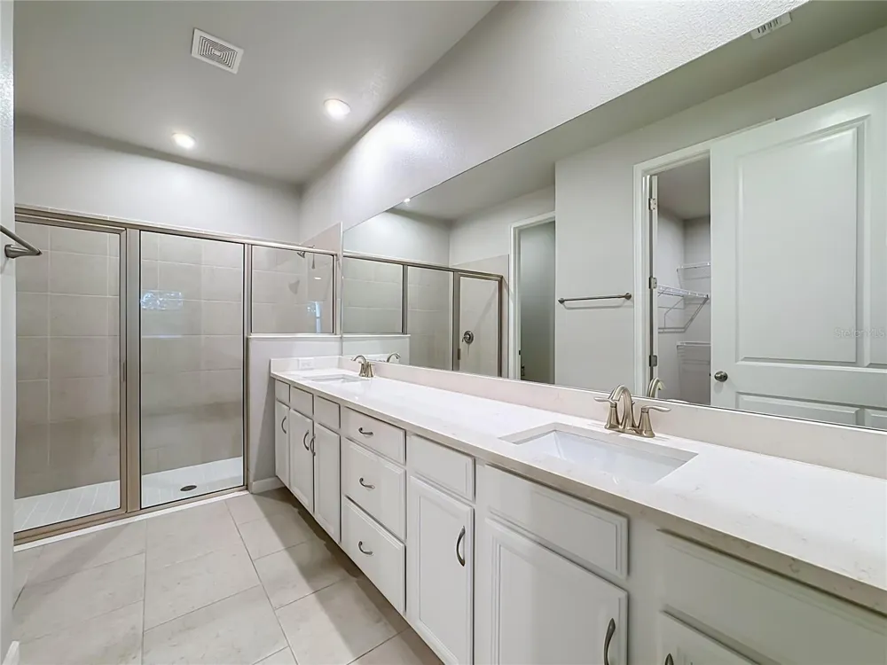 5517 COACHWOOD COVE Bradenton, FL 34211