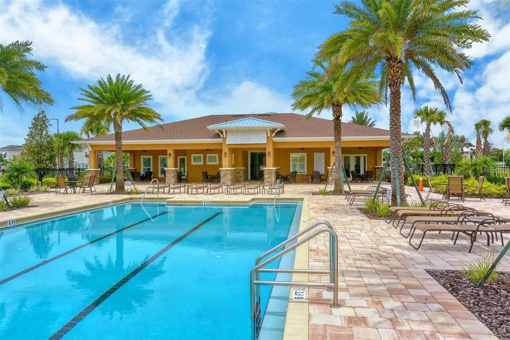 5517 COACHWOOD COVE Bradenton, FL 34211