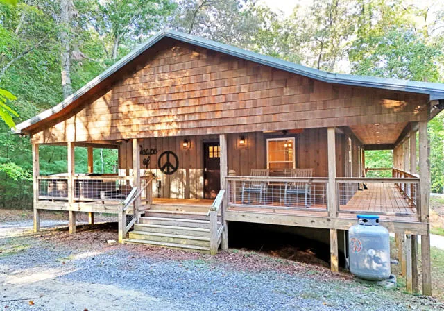 747 Matrix Lane Ellijay, GA 30540