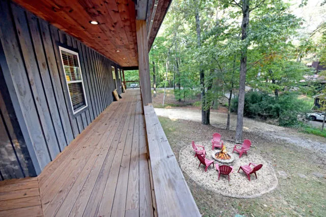 747 Matrix Lane Ellijay, GA 30540