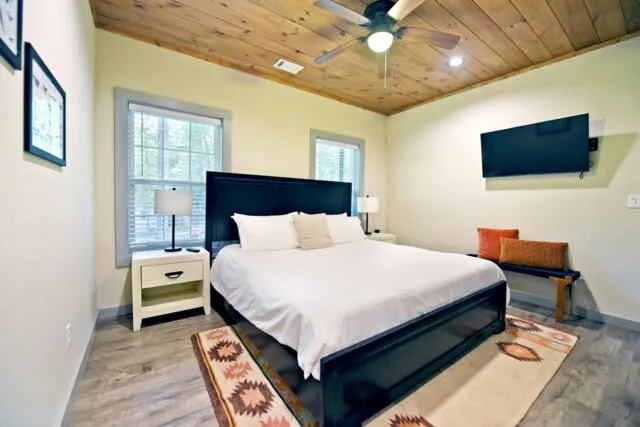 747 Matrix Lane Ellijay, GA 30540