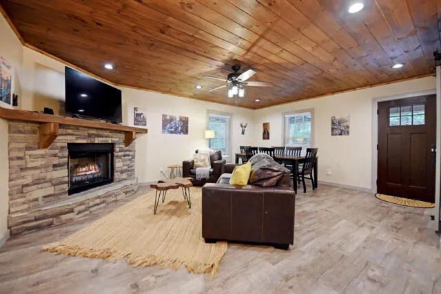 747 Matrix Lane Ellijay, GA 30540
