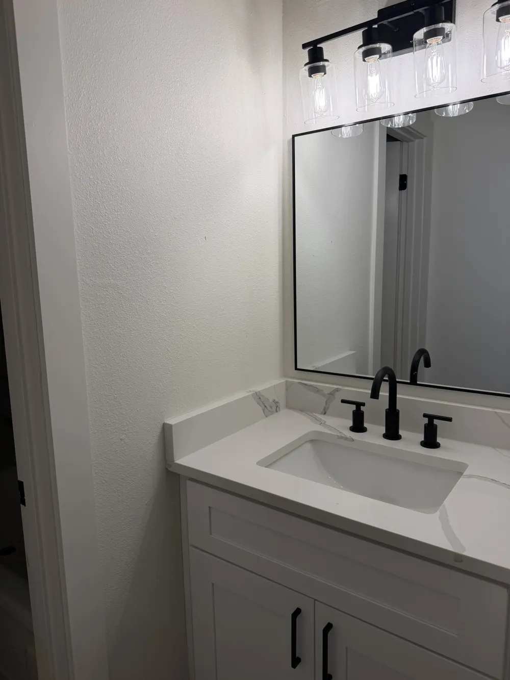 2904 Sweeney Lane #D Austin, TX 78723