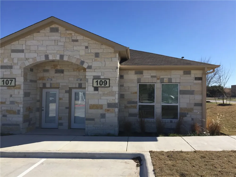 209 S 12th Street S #109 Pflugerville, TX 78660