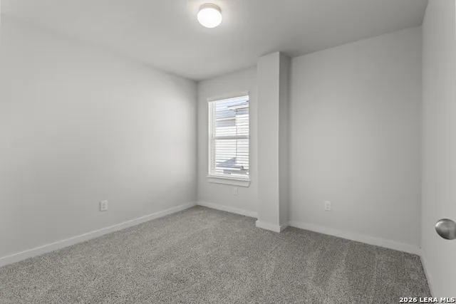 4837 Park Glen Marion, TX 78124