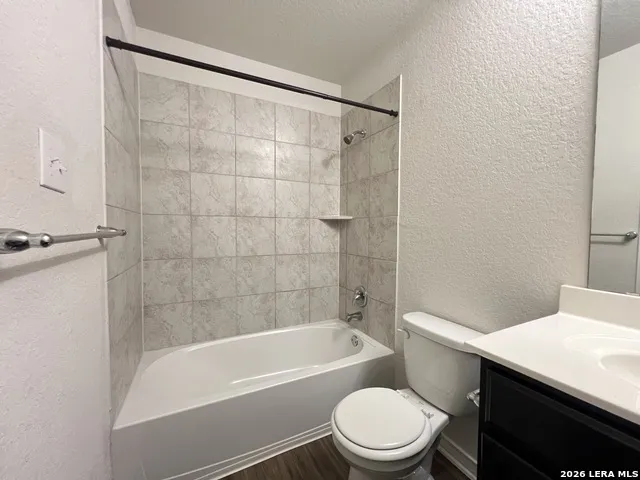 823 Brown Thrasher San Antonio, TX 78253