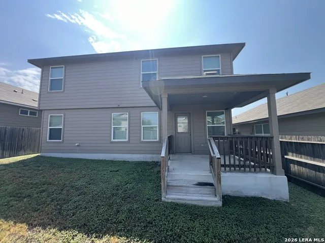823 Brown Thrasher San Antonio, TX 78253