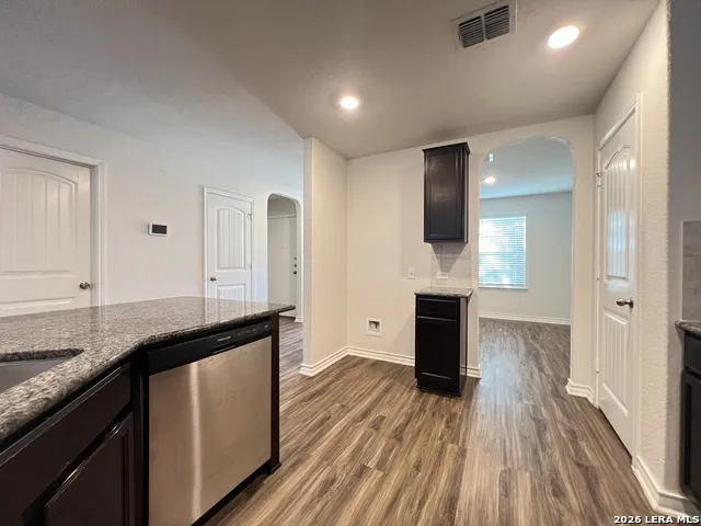 823 Brown Thrasher San Antonio, TX 78253