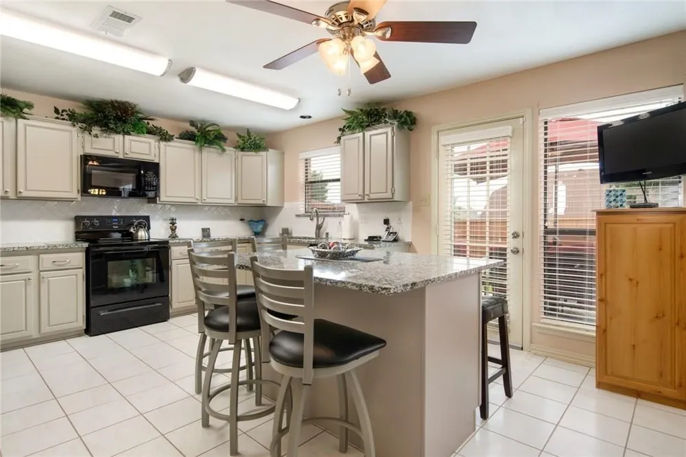 1519 Mission Ridge Trail Carrollton, TX 75007
