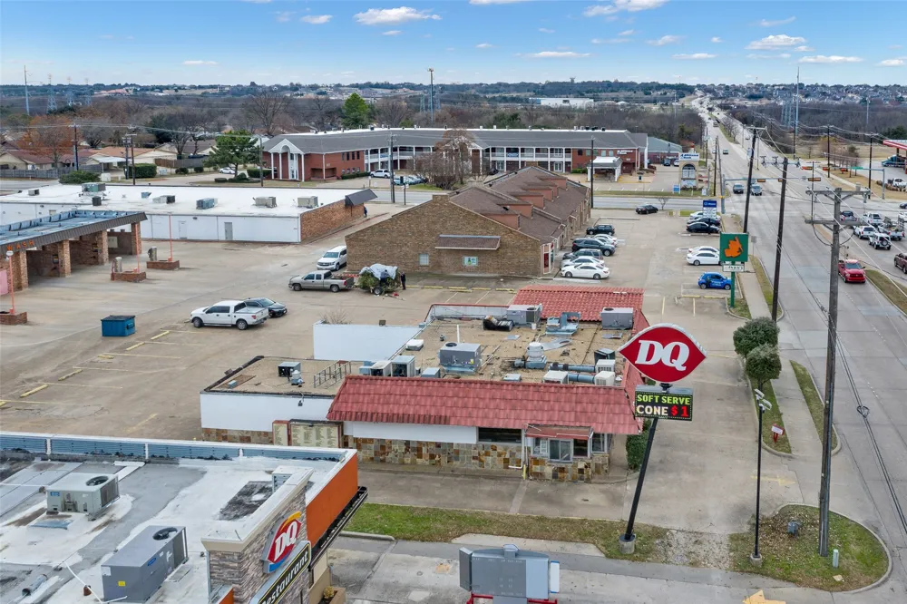 6318 Broadway Boulevard Garland, TX 75043