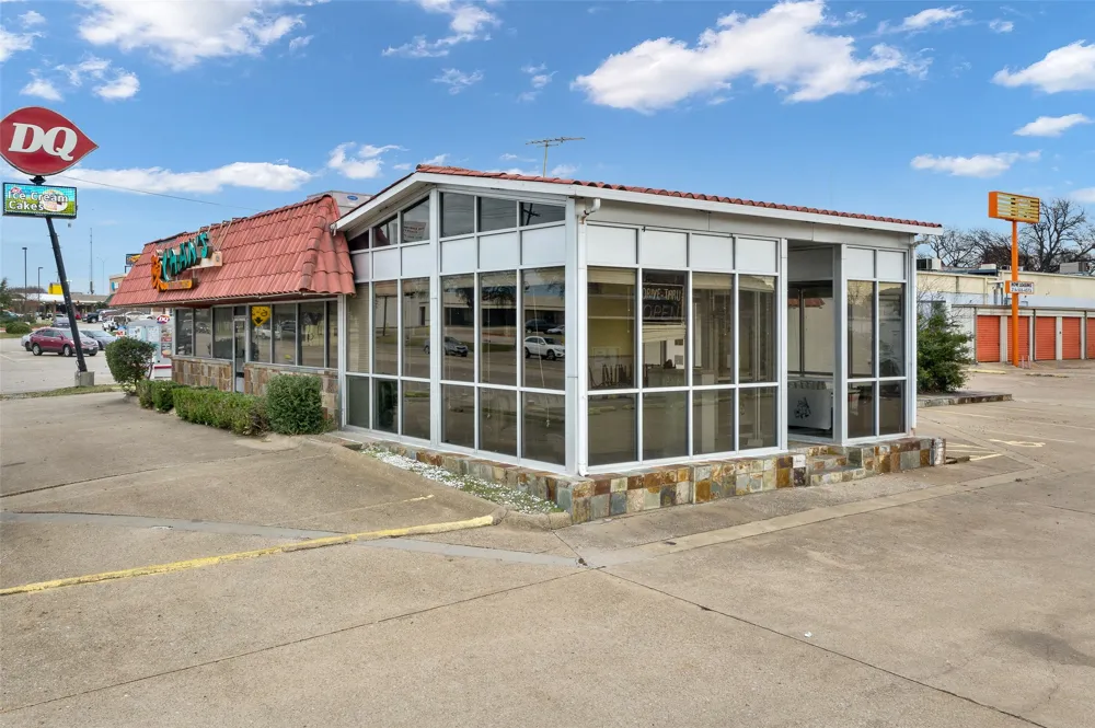 6318 Broadway Boulevard Garland, TX 75043