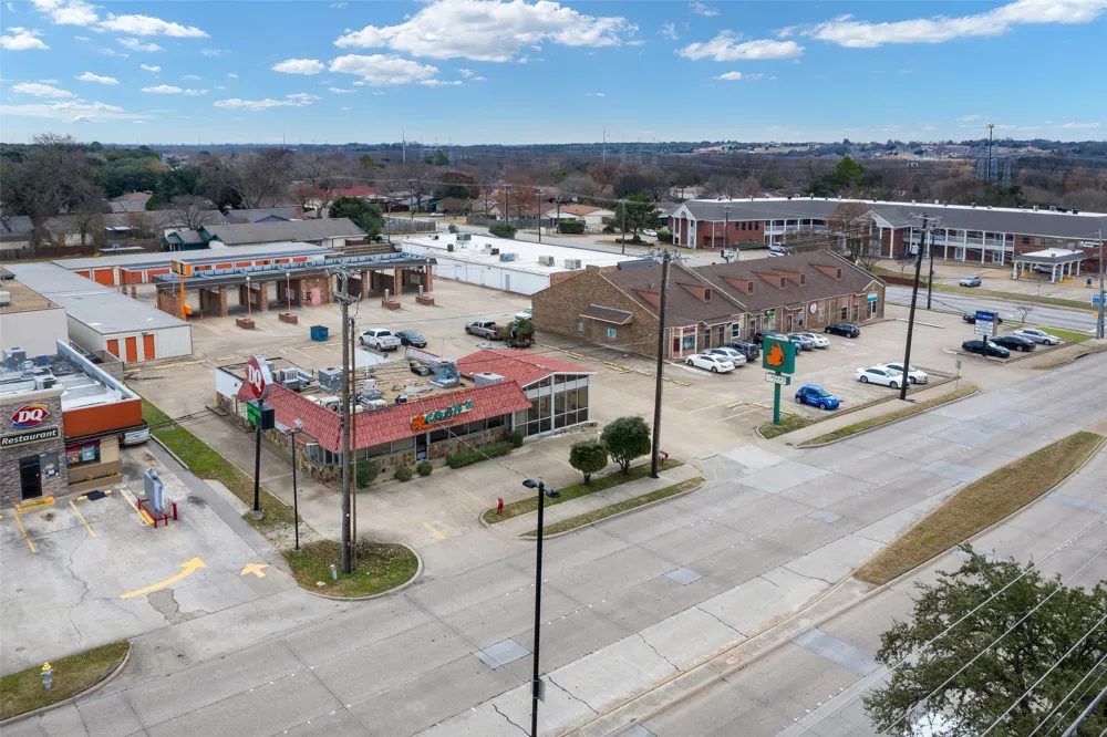 6318 Broadway Boulevard Garland, TX 75043