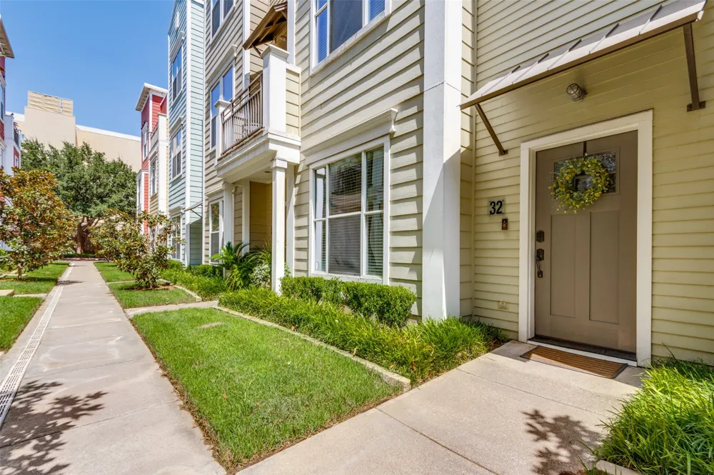 4121 Mckinney Avenue #32 Dallas, TX 75204