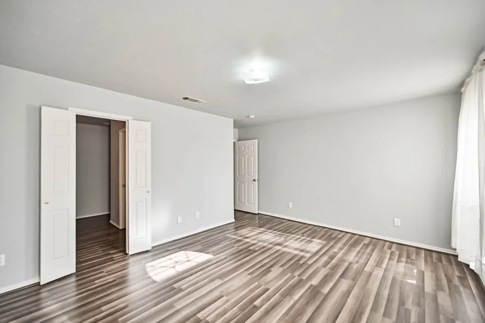 415 Preston Drive Cleburne, TX 76033