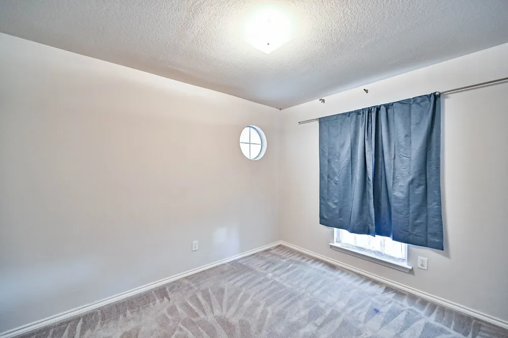 415 Preston Drive Cleburne, TX 76033