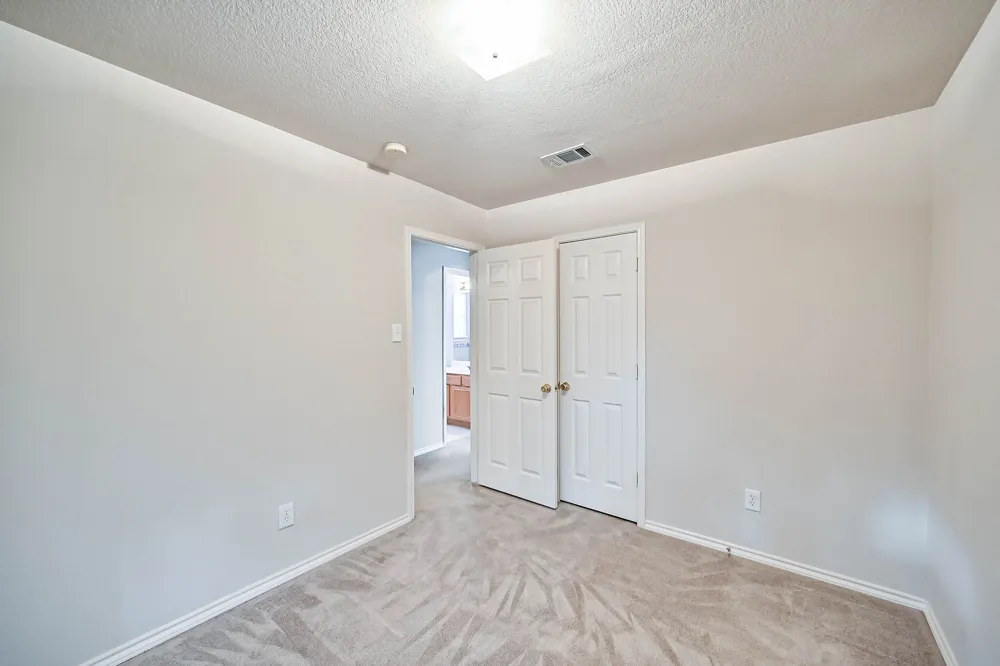 415 Preston Drive Cleburne, TX 76033