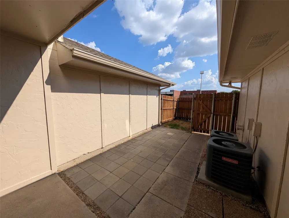 3535 Hilltop Lane Plano, TX 75023