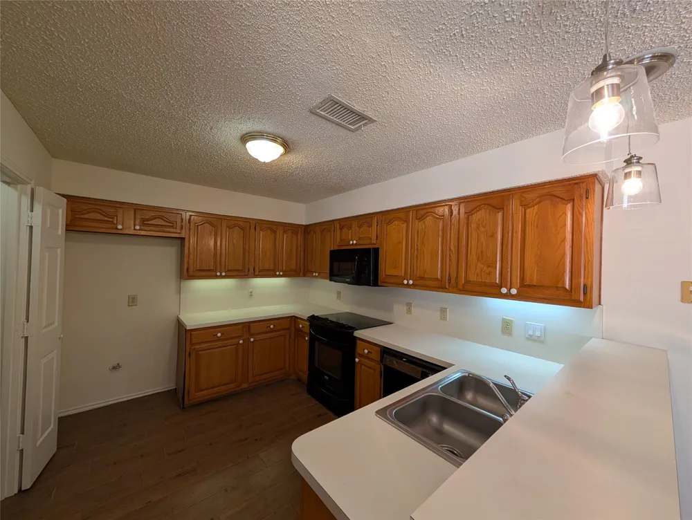 3535 Hilltop Lane Plano, TX 75023