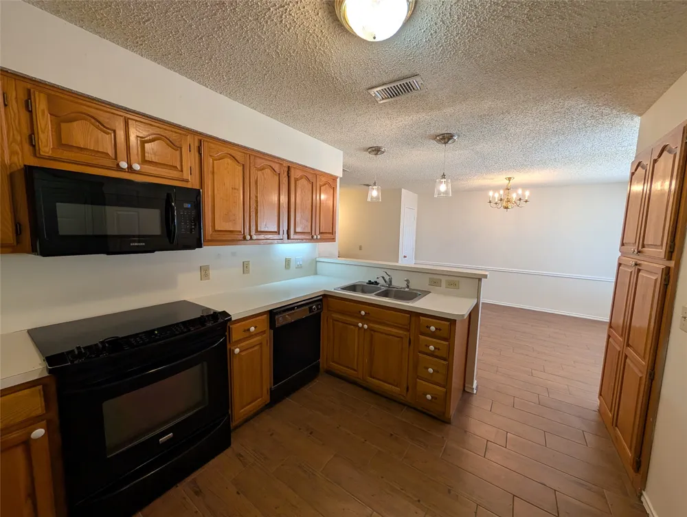 3535 Hilltop Lane Plano, TX 75023